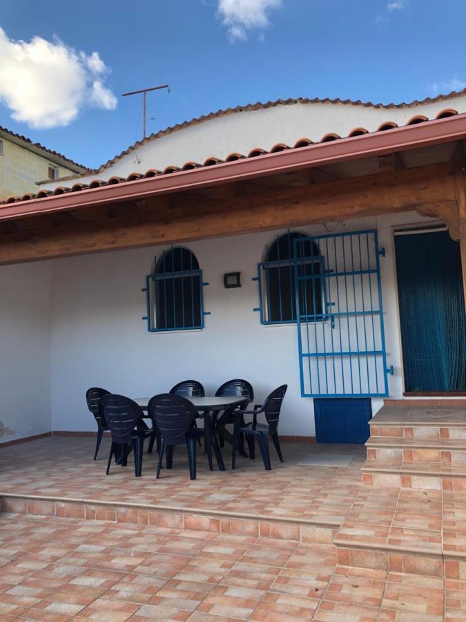 A Due Passi Dal Mare Villa Torre Lapillo Exterior foto